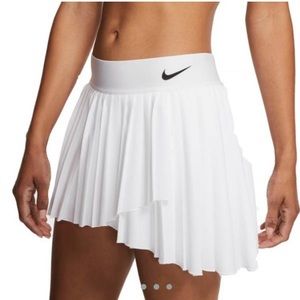 NWT Nike victory tennis skirt